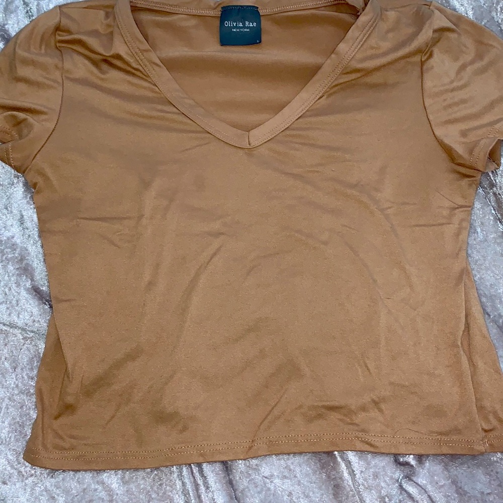 V Beck Olivia Rae plain light brown top